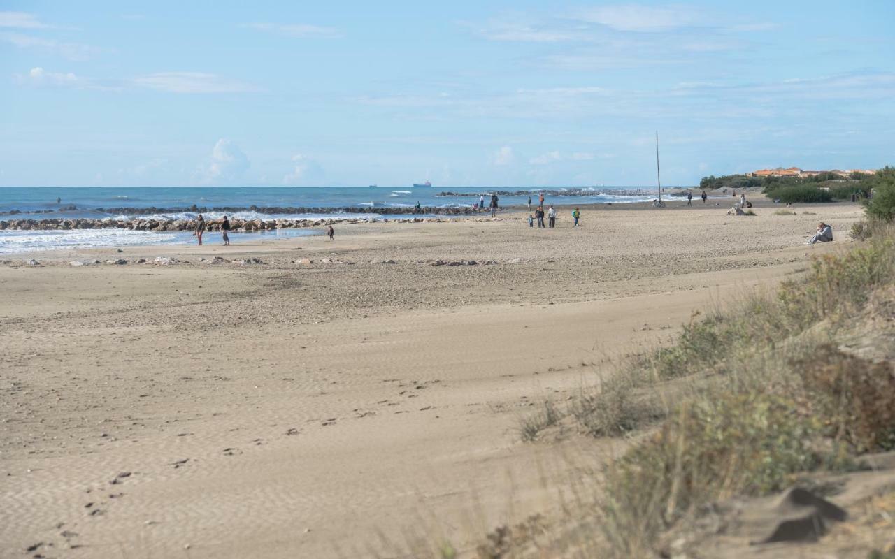 Cabanès des Aresquiers Maison de vacances Frontignan Esterno foto
